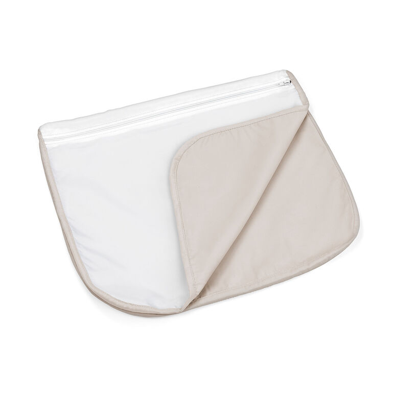 LullaGo Bassinet Mattress Cover in 
