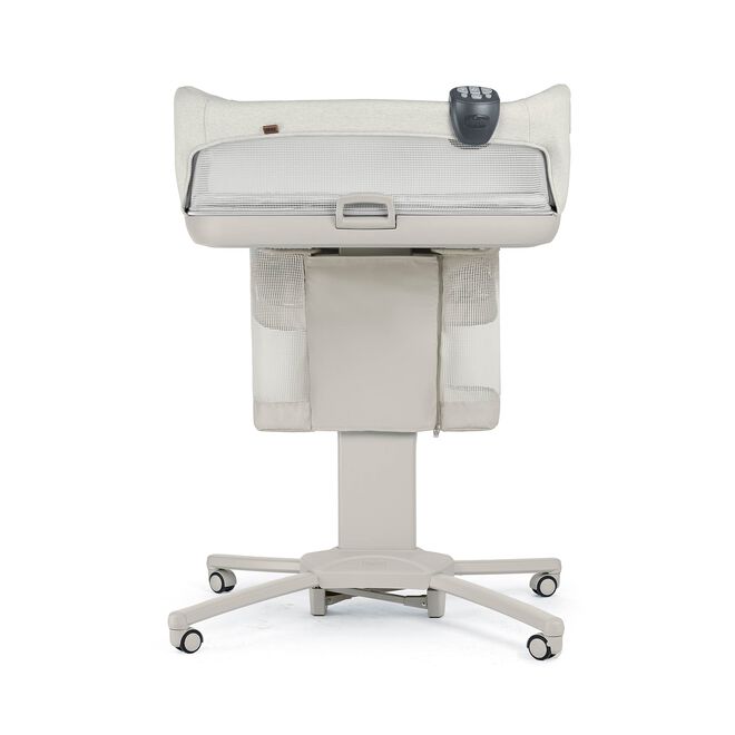 Chicco Close to You Bassinet in Oat Front Profile image number 1