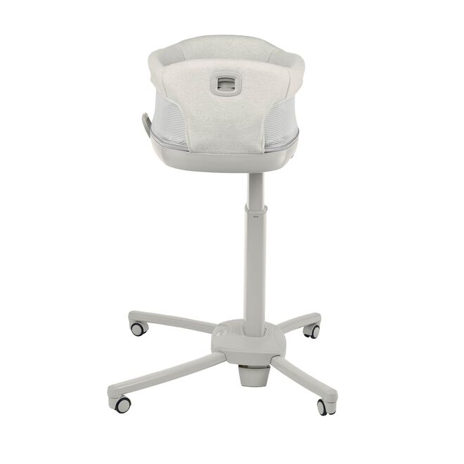 Chicco Close to You Bassinet in Dove Left View image number 6