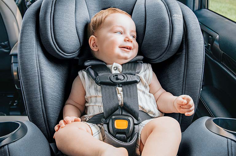 Chicco OneFit LX leg room image