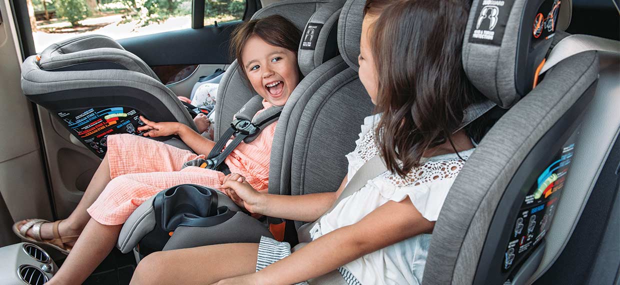 Chicco OneFit ClearTex Car Seat image