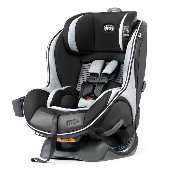 Chicco NextFit MAX Zip Air Car Seat in Vero