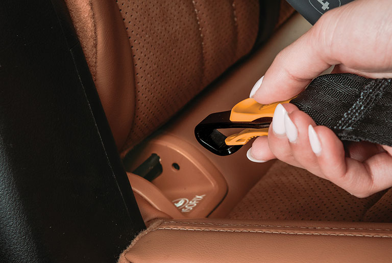 Chicco Fit3x latching image