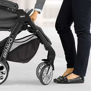 chicco genesis travel system