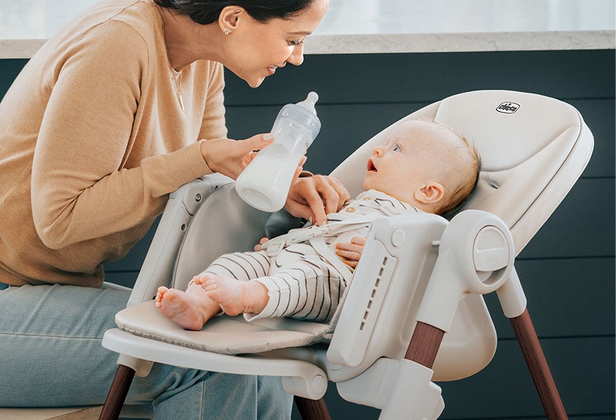 ChiccoHarmonia Adjustable Folding High Chair with baby