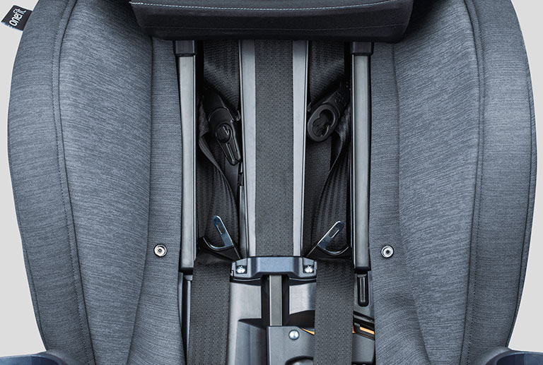 Chicco OneFit LX harness storage image