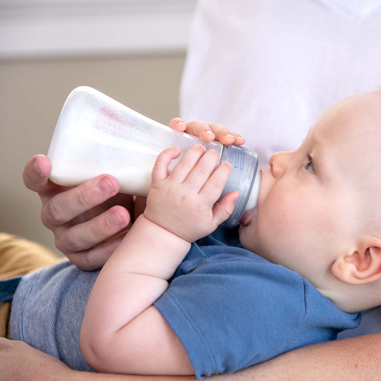 How and Why You Need to Sterilize Your Baby’s Bottle image